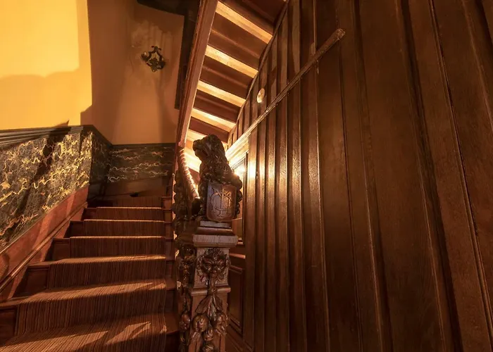 Guest house La Maison Des Vieux Logis 3*